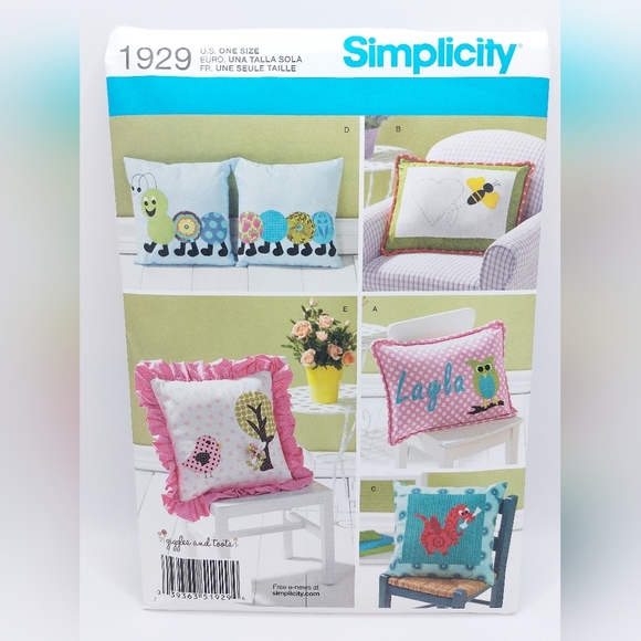 Simplicity‎ APPLIQUED PILLOW Sewing Patterns 1929 Dragon Owl Bee Centipede UNCUT - Picture 1 of 2